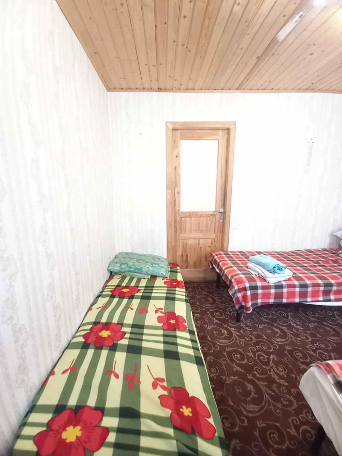 Частный Дом, Р-Н 3 Городской Больницы Τσερκάσι Εξωτερικό φωτογραφία