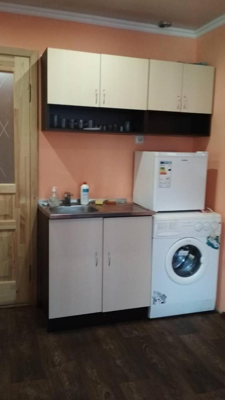 Частный Дом, Р-Н 3 Городской Больницы Τσερκάσι Εξωτερικό φωτογραφία